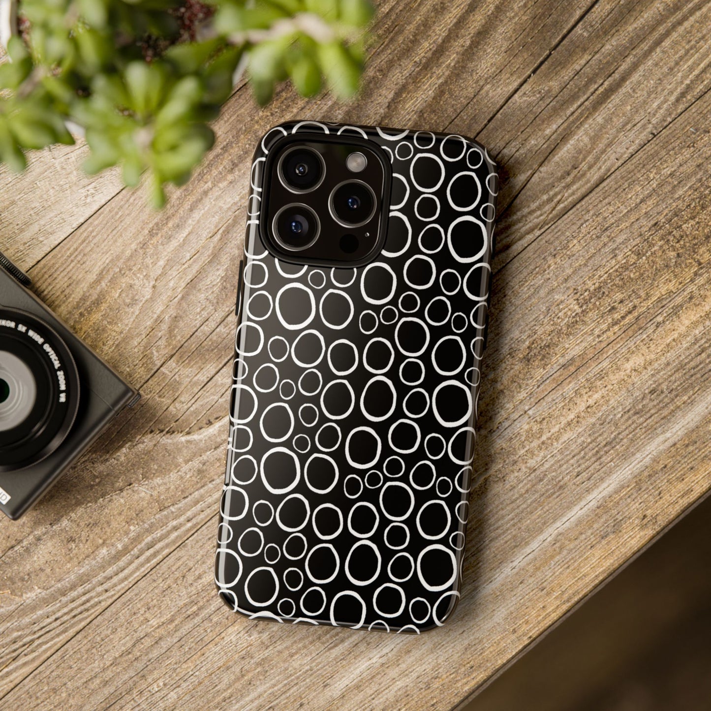 Phone Case, B & W Bubbly Circles Design, Tough Phone Case