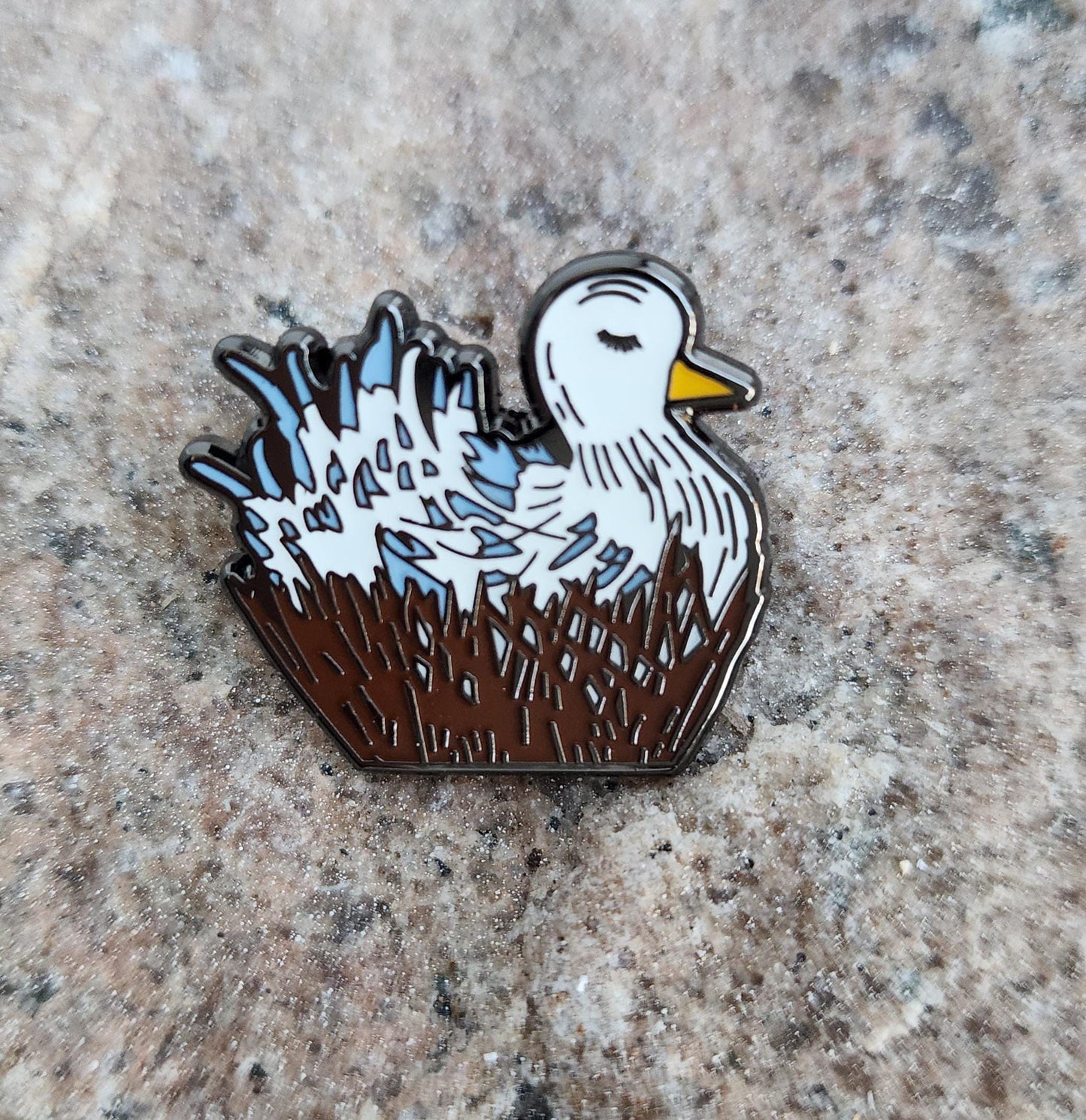 Enamel pin, Cozy Bird in Nest, Black Nickel Background Border, 1 inch